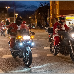 565 X-Mas Ride 2022 durch Kiel VI