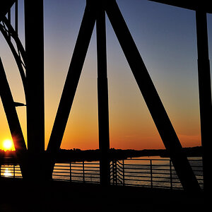 Glienicker Brücke Potsdam.jpg