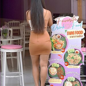 comp_2ThaiFood2.jpg