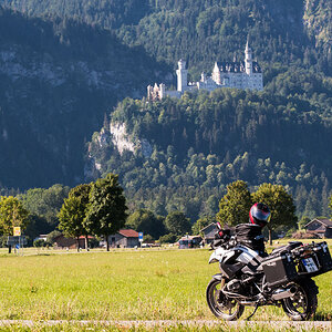 Meine GS vor Schloss Neuschwanstein