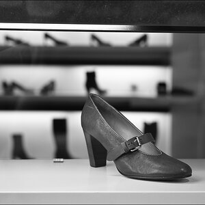 20091007 JW 049edited
DOF-Schuhe