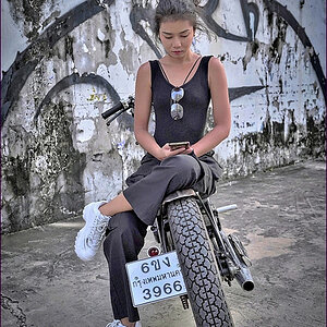 comp_2Bike 2-Lumi.jpg