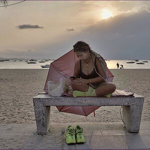 comp_2Beach 1-lumi.jpg