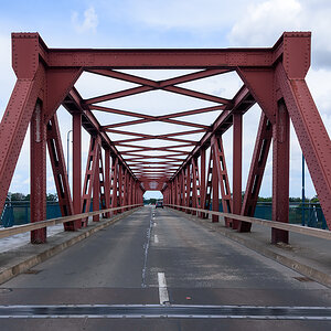 OF2_51111.jpg
