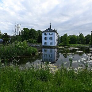 Trappenseeschloß.jpg
