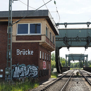 Klappbrücke Oldenburg.jpg