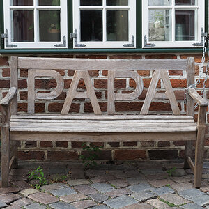 Papabank.jpg