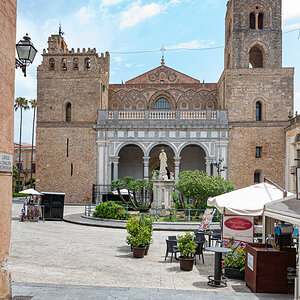 Sizilien 23 Monreale Kathedrale-Außen - 9657.jpg