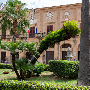 Sizilien 23 Monreale Ort-9568.jpg