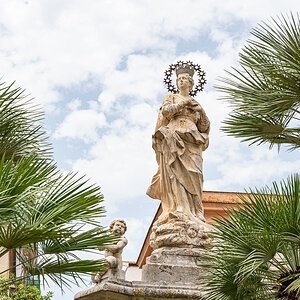 Sizilien 23 Monreale Ort-9669.jpg