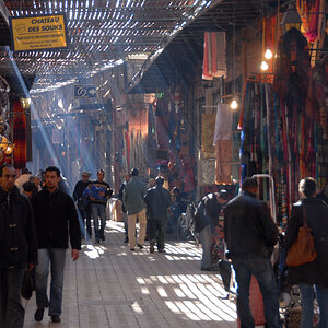 Souk Marrakesch 1.jpg