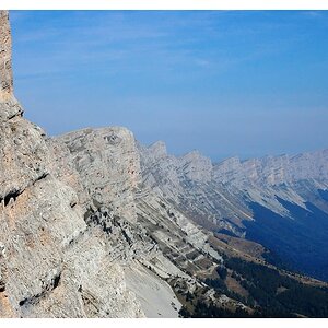 Blick an die Ostseite des Veymont Massivs