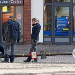 Strasenbeleuchtung Operation am offenen Herzen.jpg