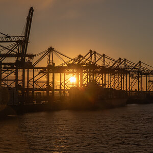 231116 Sonnenaufgang Stromkaje-3.jpg
