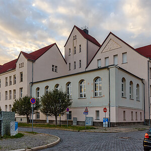 OF2_66571.jpg