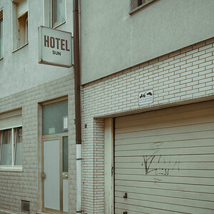Hotel_Sun__1200.jpg