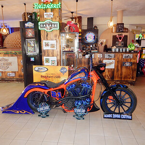 hollister.moto.1.jpg