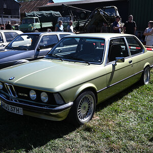 o248_08-2.JPG