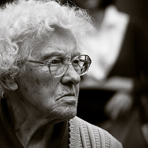 Frau