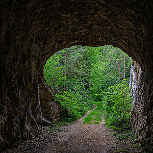 Tunnel.jpg