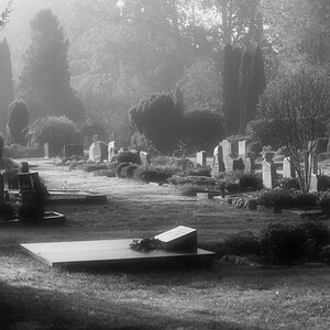 Friedhof Bodenteich BW.jpg