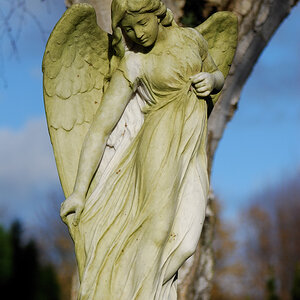 statue2 10