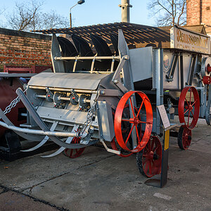 OF2_71573.jpg