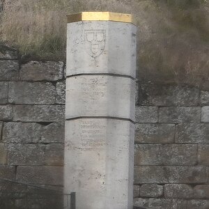 Z28-400_Stauffersäule.jpg