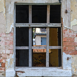 OF2_71787.jpg