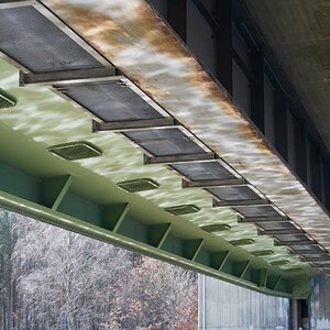 Unter der Brücke.jpg