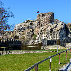 OF2_73597.jpg