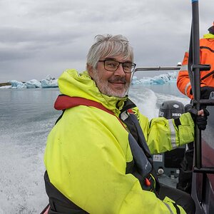 2022-08-25 35 Lothar on Jokulsarlon.jpg