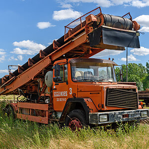 OF2_74697.jpg