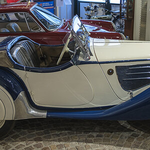 T51X0026-1.jpg