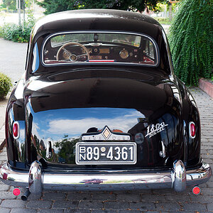 Borgward 1800 Diesel 2.jpg