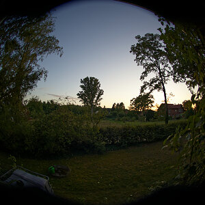 Nikon AF 16mm 2.8D Fisheye.jpg