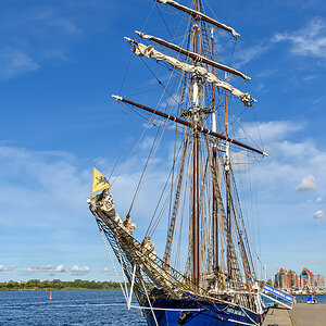 OF2_65870.jpg