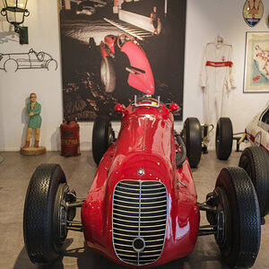 T51X0106-1.JPG