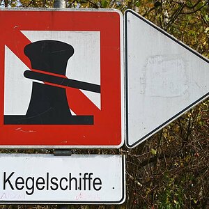 Kegelschiffe.jpg