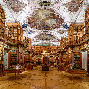 Forum neu_DZ89366-1.jpg