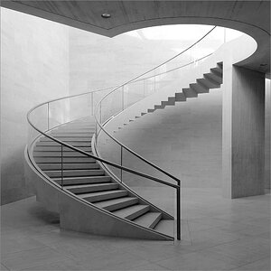 cR MUDAM Kuppel Treppe 9262