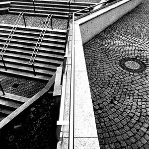 Mal was Graphisches
Nikon Fm2; Fuji Neopan 1600; Scan vom Negativ