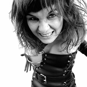 2009 11 11 Shooting Barteks Kram mit Natasch Heike Chris D7C 1203 sw