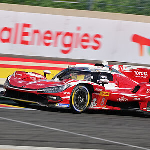 Toyota TR010 HYBRID