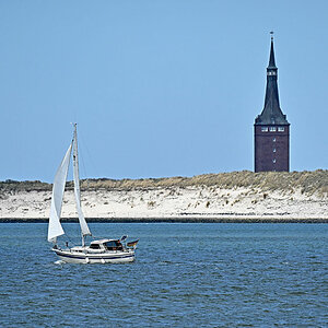 Segler vor Wangerooge.jpg