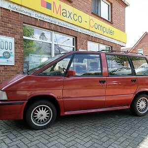 Renault Espace 2000-1 Injection.jpg