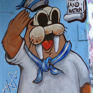 laboe_hallenbad_graffiti.jpg