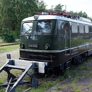 E40 002 l.jpg