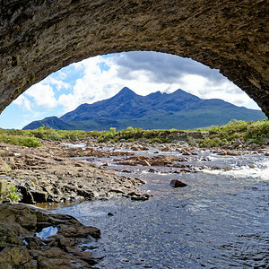 Sligachan Old Bridge 1.jpg