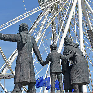 bremerhaven_auswandererdenkmal.jpg